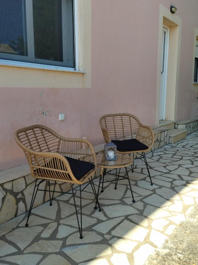 Villa Serenity Vóvikes Exterior photo